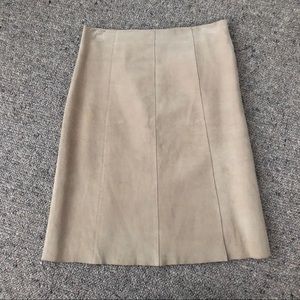 [BEBE] Suede Knee Length Skirt